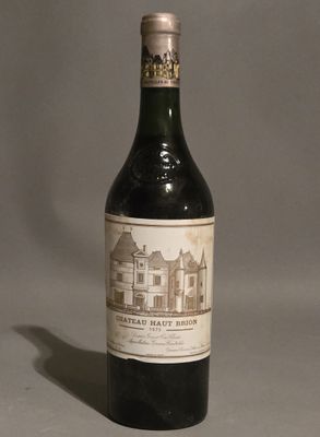 a bottle of wine that is sitting on a table