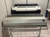 une machine placée au milieu d'une pièce