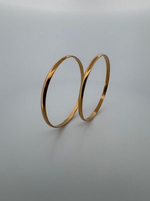 Ensemble de deux bracelets jonc en or jaune 18 carats 750 mi… - Photo 1