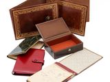 un grand nombre de livres posés sur une table