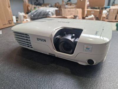 Vidéo-projecteur EPSON Mod. H312B, avec télécommande (Occasi…