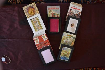 Cinq Coffrets Fournier et autre fac similé, réédition, ou au…