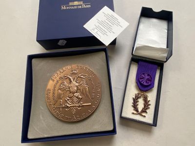 Lot de 2 médailles. - Médaille Franc Maçonnique Grand Collèg…