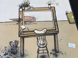 une image représentant un dessin d'un bureau sur lequel se trouve une chaise