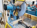 a machine that is sitting on a table in a building