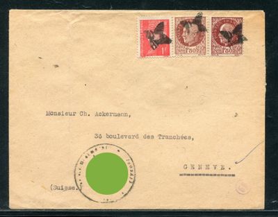 une vieille carte postale sur laquelle figure un cercle vert au recto
