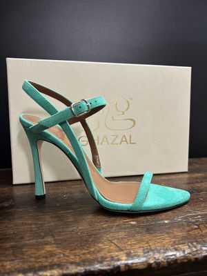 Lot de 20 paires de sandales à talons de la marque GHAZAL - …