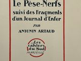un panneau sur lequel on peut lire « Le Pese Nefs sur des fragments d'un journal d'enfer »