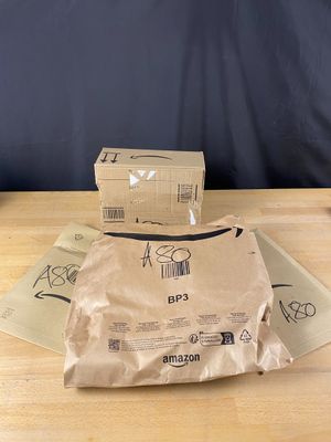 Lot de 4 colis Mystère (Retour Amazon,NPAI ,Adresse incomplè…