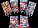 six paquets de cartes à collectionner Pokémon empilés les uns sur les autres