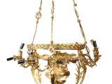 l'image d'un lustre suspendu au plafond