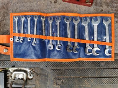 Ensemble d'outillage comprenant: - Photo 1