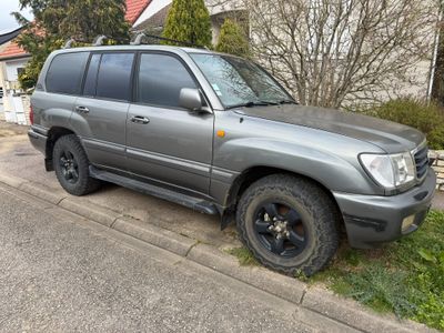 VP TOYOTA LAND CRUISER 100. Boîte automatique.