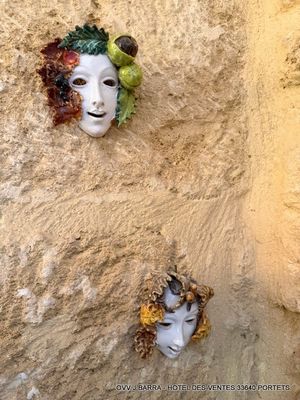 Réunion des 4 saisons masques en terre cuite italienne Perse…