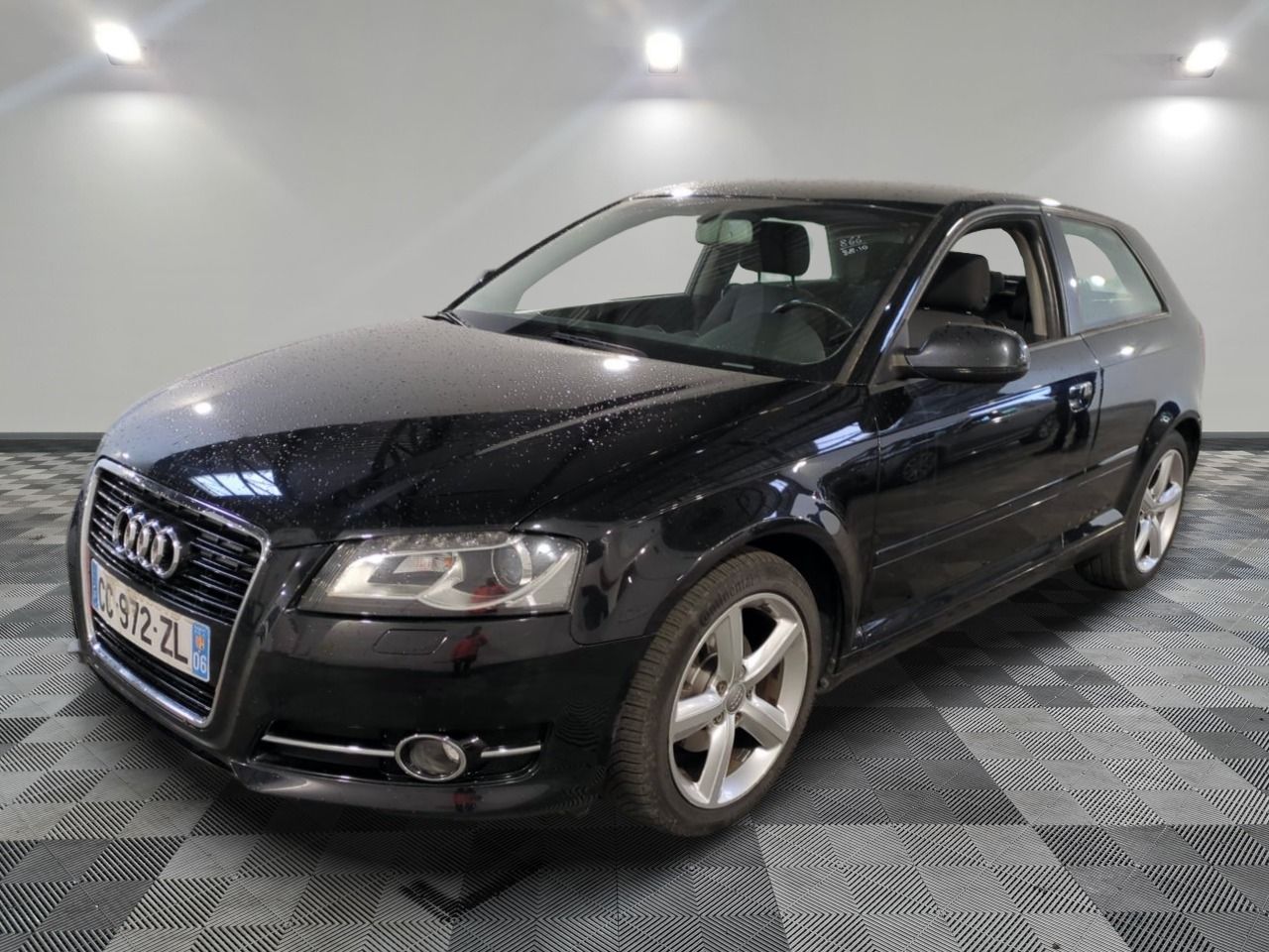 AUDI - A3 1.6 TDI 105 DPF DESIGN EDITION - GO - Mise en serv…