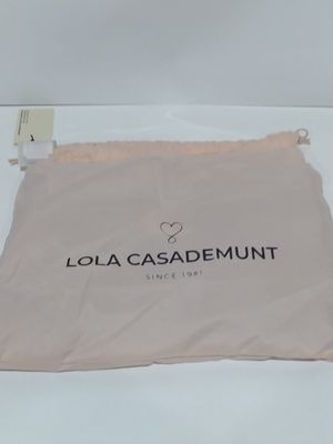loa casademint bag in pink with black logo