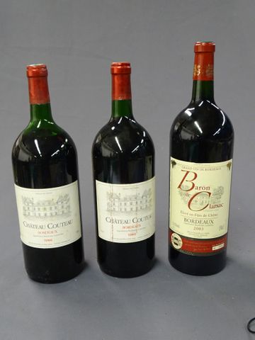 MAGNUM DE BORDEAUX : CHATEAU COUTEAU, 2 bouteilles de 1986, BARON...