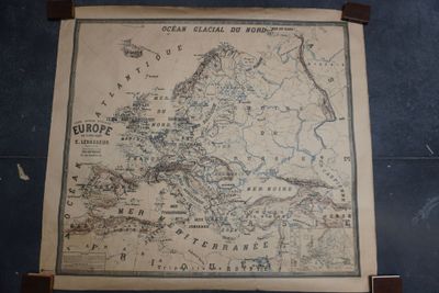 Carte murale scolaire de l'Europe au 5 000 000ème par E.