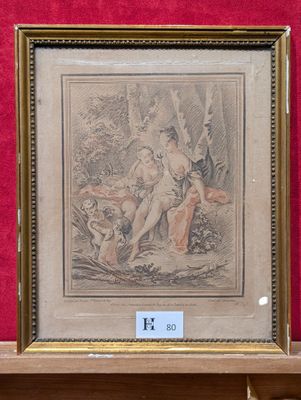 une image d'un tableau sur une étagère dans une pièce