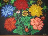 une peinture représentant un bouquet de fleurs, peinte sur un tableau noir