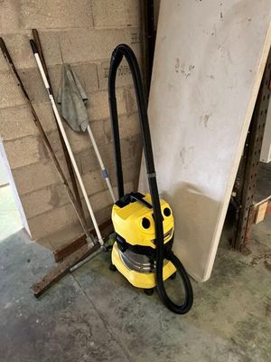1 aspirateur bidon KARCHER - VENDU SUR DESIGNATION A COURTRY…