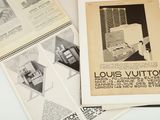 quelques pages d'un magazine consacrées au design d'un ordinateur signé Louis Vuitton