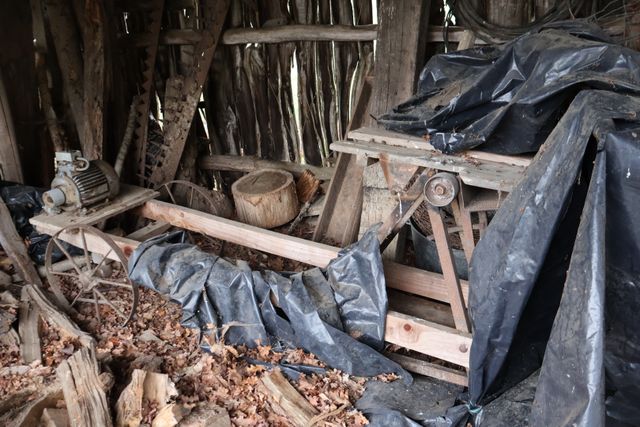 Banc de scie ancien non normalisé