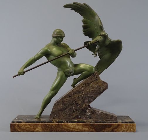 Georges VAN DE VOORDE (1878-1970) Homme terrassant un aigle, scul...