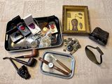 many items that are sitting on the floor next to each other