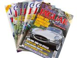 beaucoup de magazines empilés les uns sur les autres