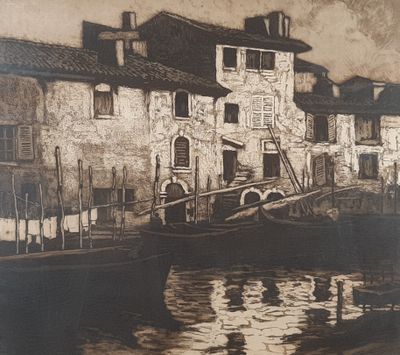 une image d'un tableau représentant un bateau dans l'eau
