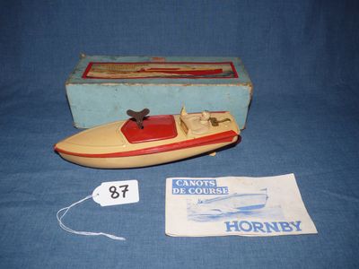 Sold at Auction: CANOT de course HORNBY N° 2 PEGASE, dans sa boite d'origine avec notice d'e