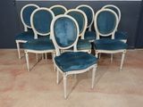 lot de six chaises de salle à manger de style français, avec des assises rembourrées en velours bleu