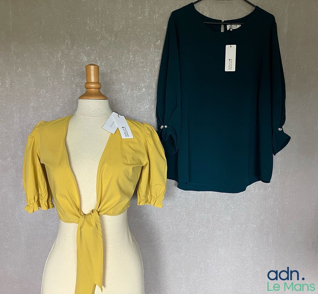 Expédition obligatoire - Lot de 2 vêtements MOLLY BRACKEN Tailles XS et XL Neufs - Ce lot chez vous partout en France...