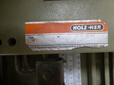a label on a machine that says holzher