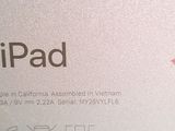 a picture of a picture of an apple ipad