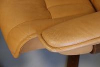 HJELLEDJERDE - Norvège. Fauteuil et ottoman avec structure e… (photo 2)