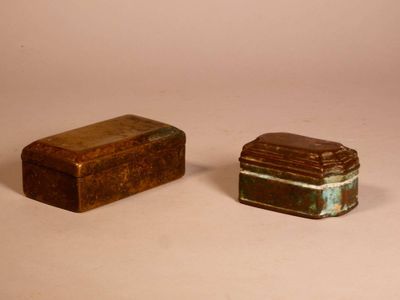 Deux boites à bétel en bronze, CAMBODGE ou LAOS.