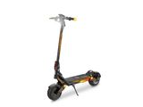 l'image d'un scooter posé sur une surface blanche