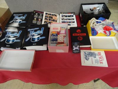 Boîte Magique Interchangeable - Tour Rouge à Boule Bleue, Accessoire Magicien Débutant