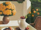 un tableau représentant une table sur laquelle sont posés un vase de fleurs et des fruits