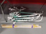 a lot of pipes that are sitting on the floor