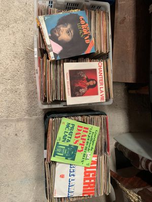 Lot de disques vinyles 45 tours - Photo 1