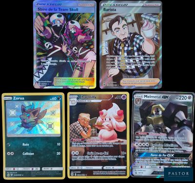 Plusieurs cartes Pokémon sont disposées sur une surface noire
