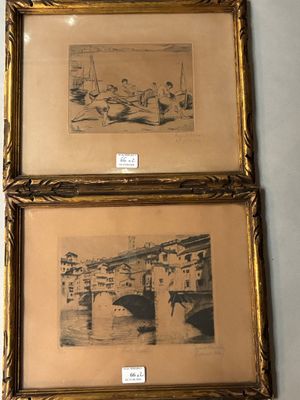 deux photos encadrées représentant un couple assis sur un bateau