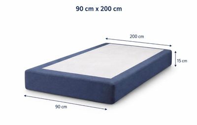 le matelas est en mousse et ne comporte pas de draps