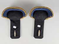 paire d’épaulettes d’officier d’artillerie. (photo 4)