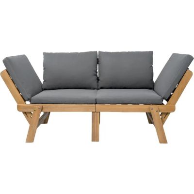 un gros plan d'un canapé en bois avec des coussins gris sur fond blanc