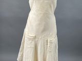 une robe sur un mannequin mannequin mannequin mannequin mannequin mannequin mannequin mannequin mannequin mannequin mann