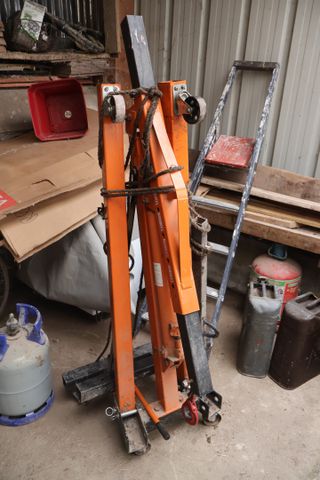 Chèvre auto 1 tonne de 2007
